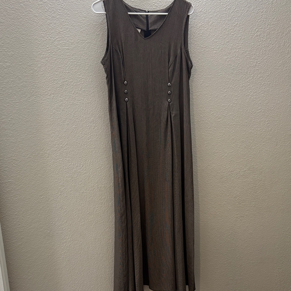 Chic Sleeveless Brown Maxi Dress